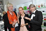 Helmut Schmid (Hair and Beauty Galerie), Marco Slavulj  (Hair and Beauty Galerie)  und Nadja Fürstin Schaumburg Lippe Exklusiver Deutschland Launch des neuen Dufts, Bond No.9 Silver, in der Hair and Beauty Galerie München  am 11.05.2016 Foto /   © Goran Nitschke/BrauerPhotos 